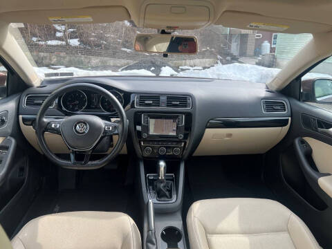 2017 Volkswagen Jetta 1.8T SEL