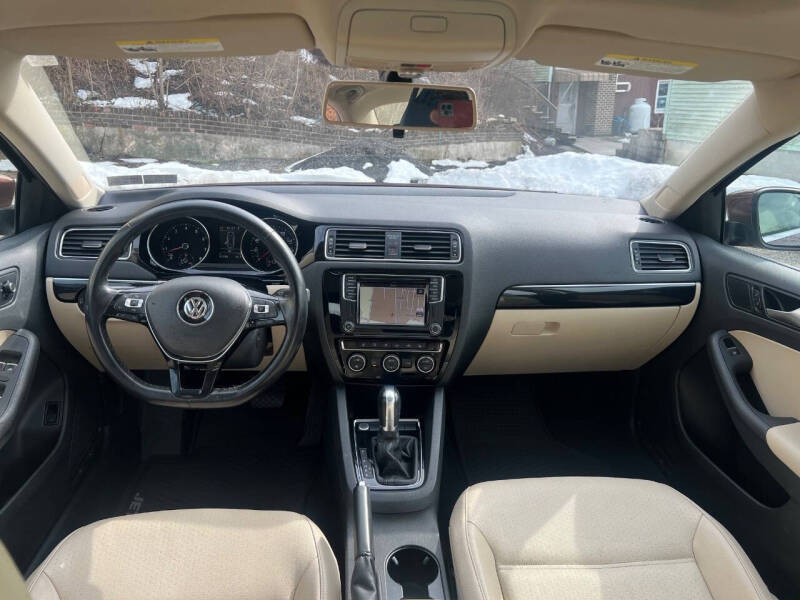 2017 Volkswagen Jetta 1.8T SEL