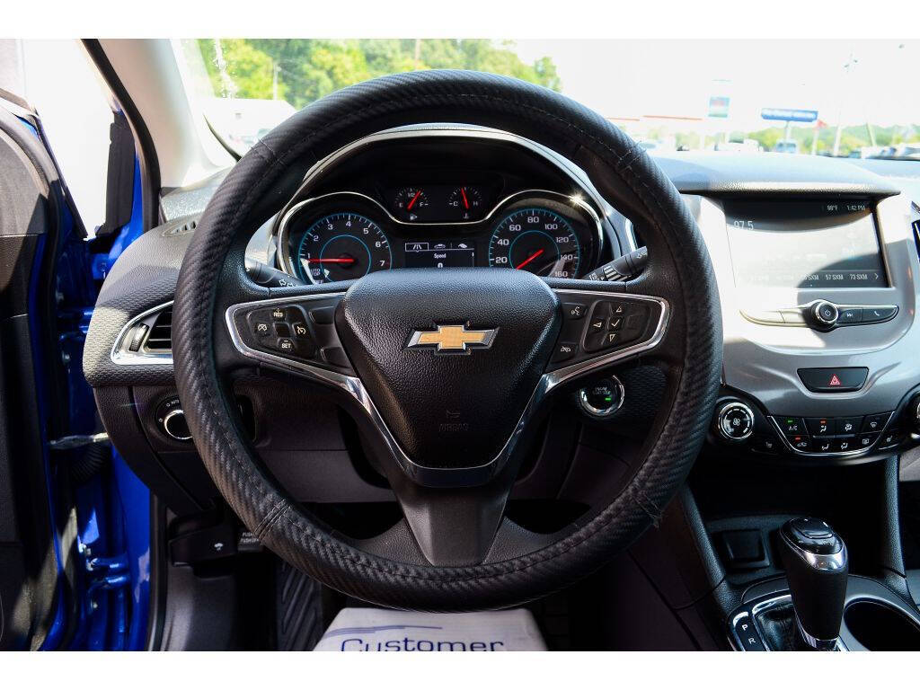 2017 Chevrolet Cruze for sale at EARL DUFF PRE-OWNED CENTER in Harriman, TN