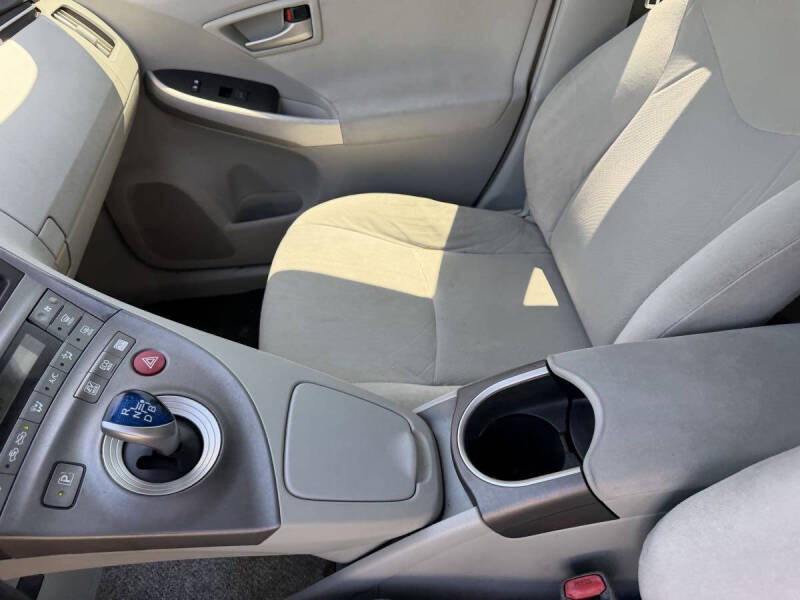 2014 Toyota Prius Three
