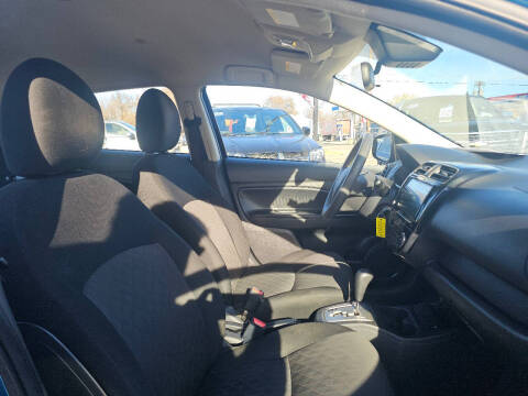 2022 Mitsubishi Mirage ES