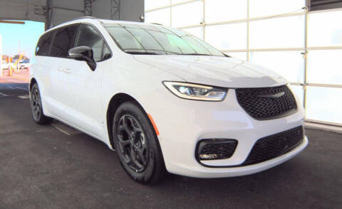 2024 Chrysler Pacifica Plug-In Hybrid Premium S Appearance