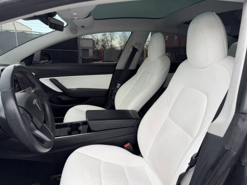 2019 Tesla Model 3 Long Range