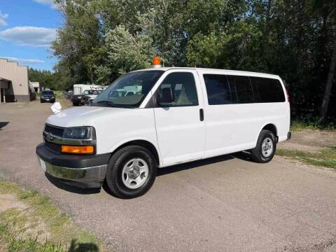 2008 Chevrolet Express for sale at COUNTRYSIDE AUTO INC in Austin MN