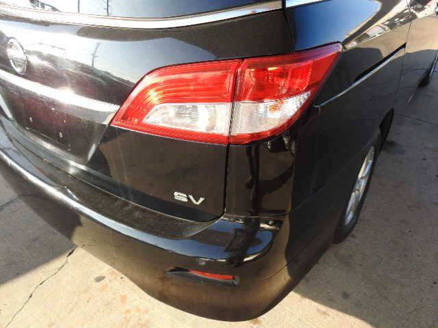 2017 Nissan Quest SV