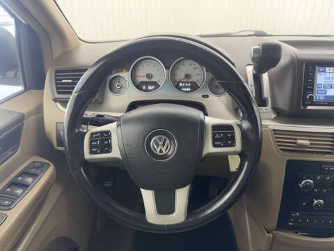 2011 Volkswagen Routan