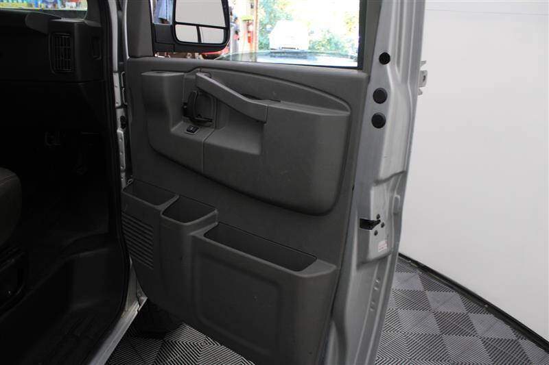 2020 GMC Savana 3500