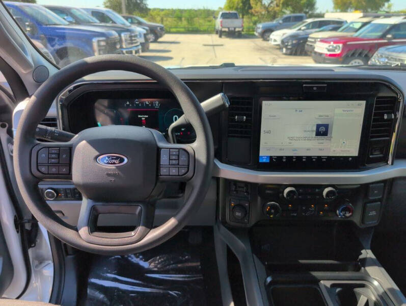 2026 Ford F-350 Super Duty XLT