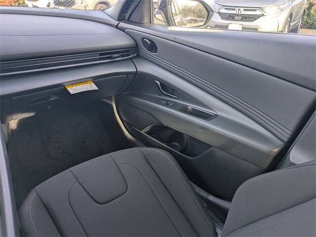 2026 Hyundai Elantra Hybrid SEL Sport