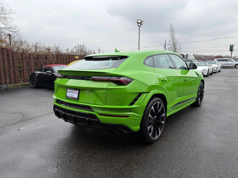 2024 Lamborghini Urus S