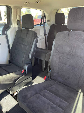 2016 Dodge Grand Caravan American Value Package