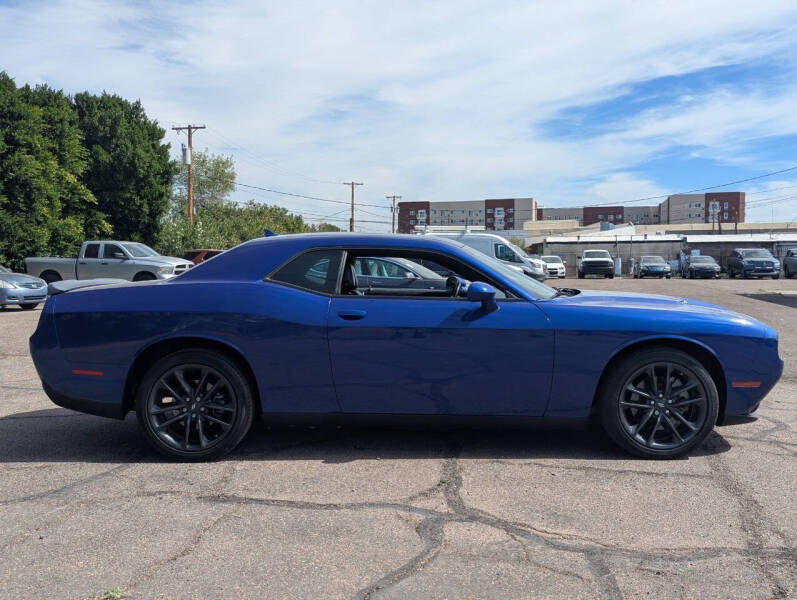 2022 Dodge Challenger SXT