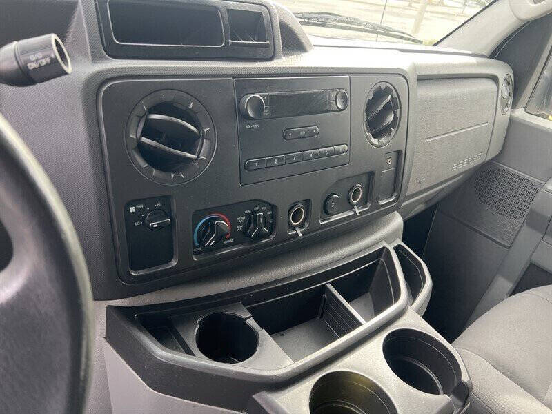 2013 Ford E-Series E-150