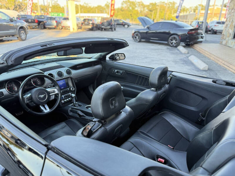 2020 Ford Mustang EcoBoost Premium