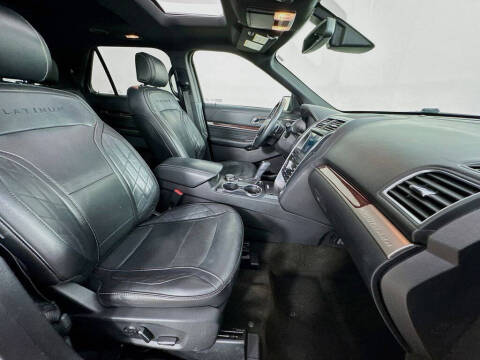 2017 Ford Explorer Platinum