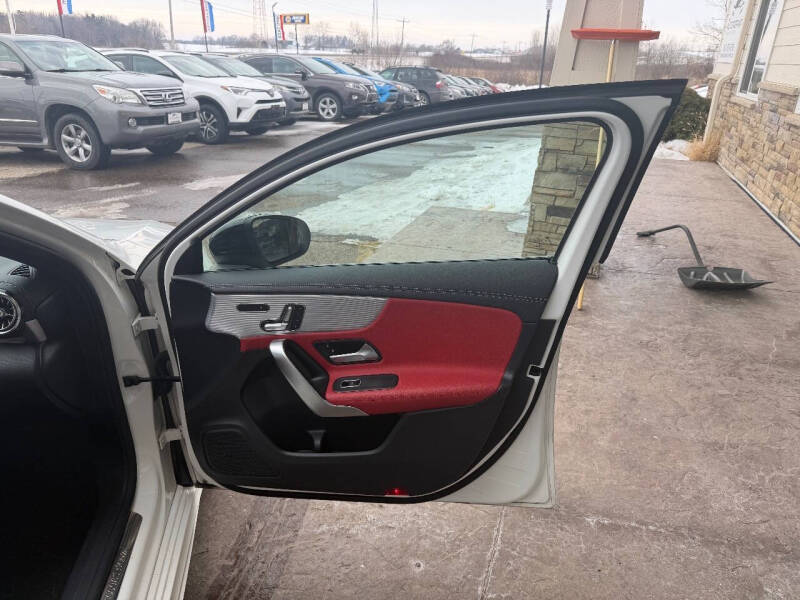 2020 Mercedes-Benz A-Class A 220 4MATIC