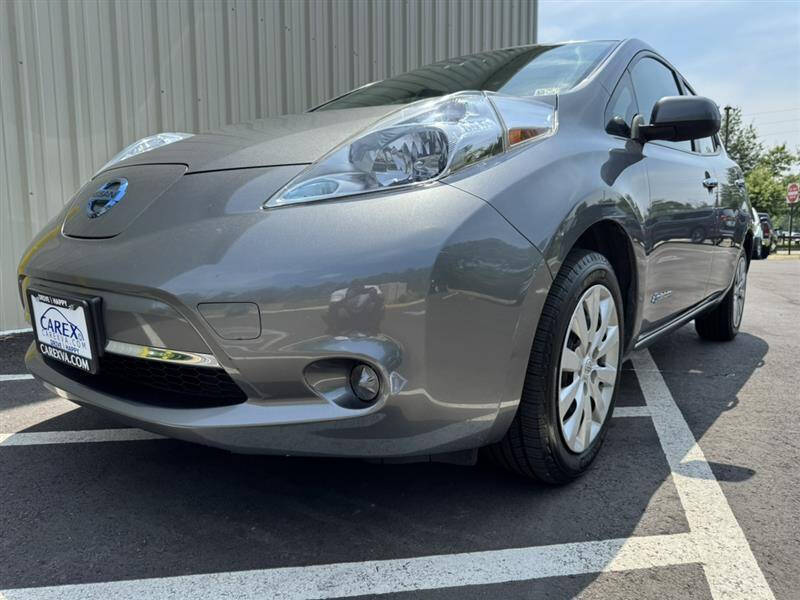 2015 Nissan LEAF S