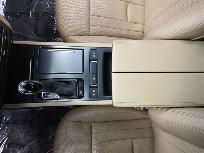 2015 Hyundai Genesis