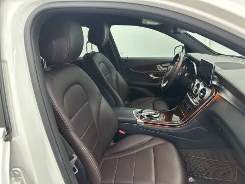 2017 Mercedes-Benz GLC GLC 300