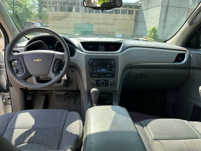 2013 Chevrolet Traverse LS