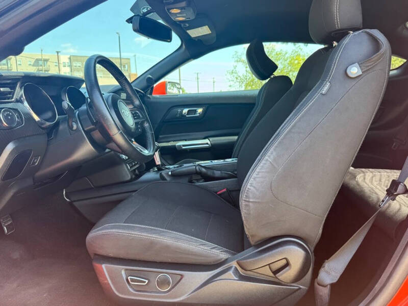 2016 Ford Mustang V6