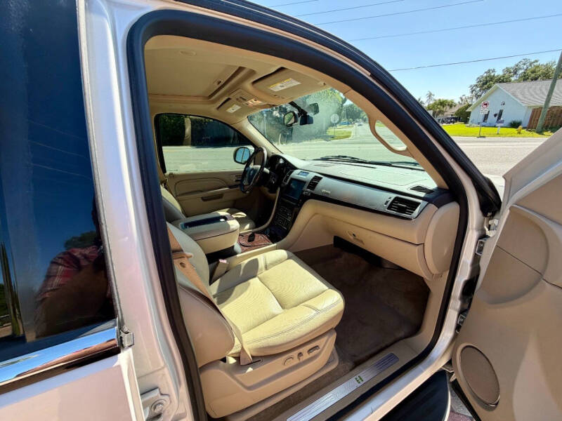 2012 Cadillac Escalade Hybrid