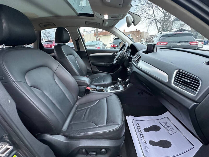 2015 Audi Q3 2.0T quattro Premium Plus