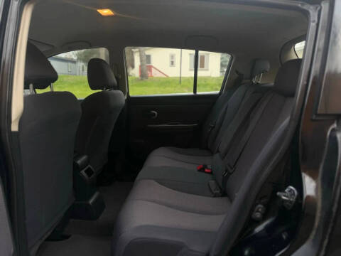 2008 Nissan Versa 1.8 S
