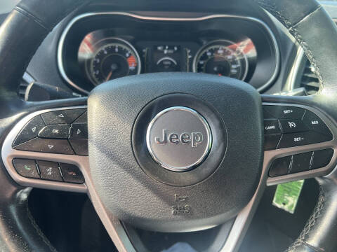 2019 Jeep Cherokee Latitude