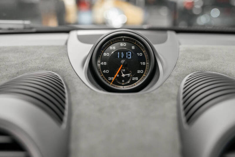 2023 Porsche 718 Cayman GT4 RS