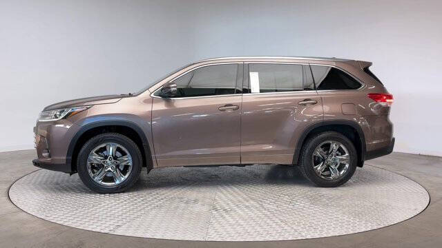 2017 Toyota Highlander Limited Platinum