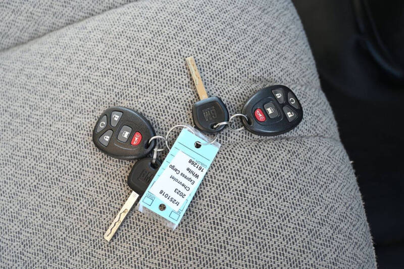 2023 Chevrolet Express 2500