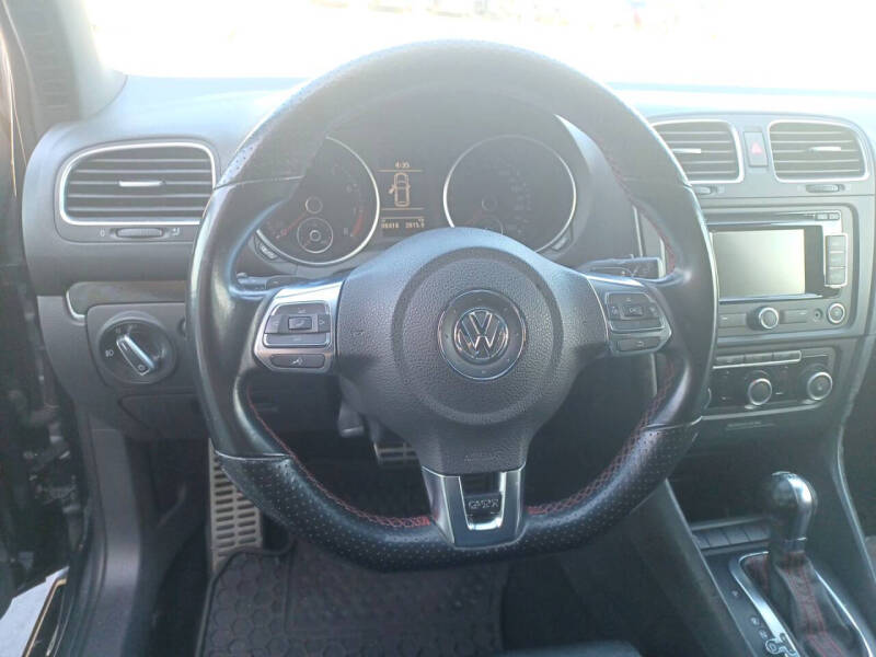 2014 Volkswagen GTI Driver's Edition photo 18