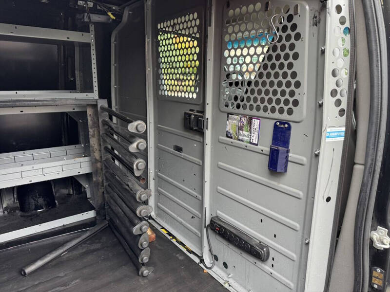 2017 Chevrolet Express 2500