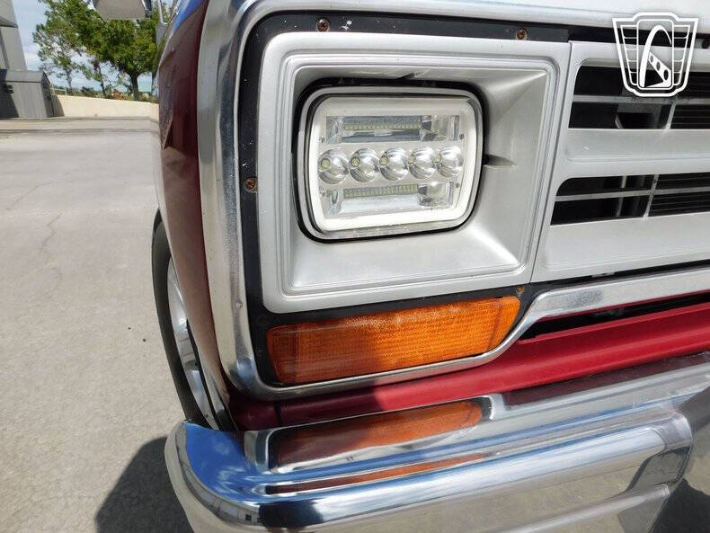 1988 Dodge Ramcharger 100