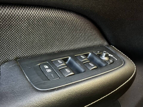 2019 Volvo S60 T6 R-Design