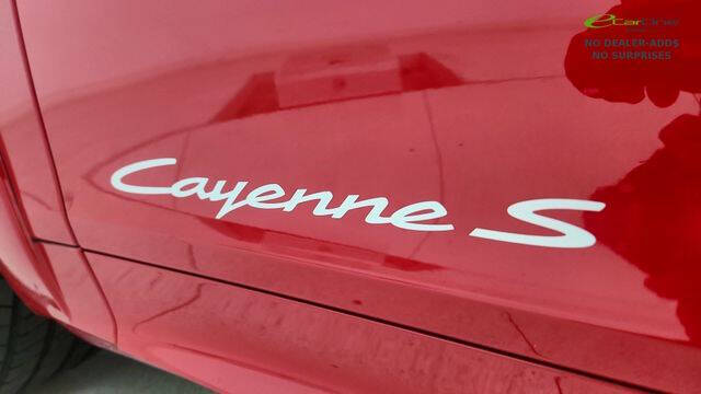 2024 Porsche Cayenne S Coupe