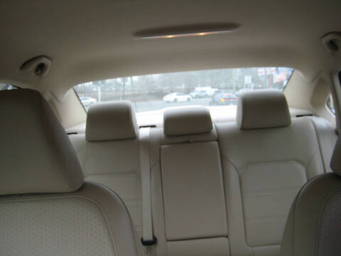 2015 Volkswagen Passat 1.8T Limited Edition