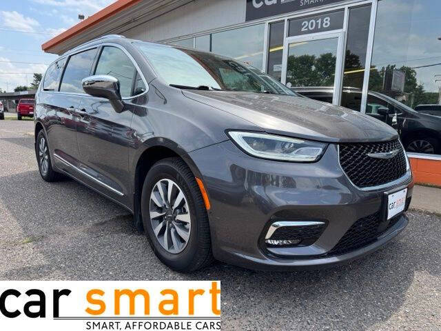 2021 Chrysler Pacifica Hybrid Limited Hybrid's photo