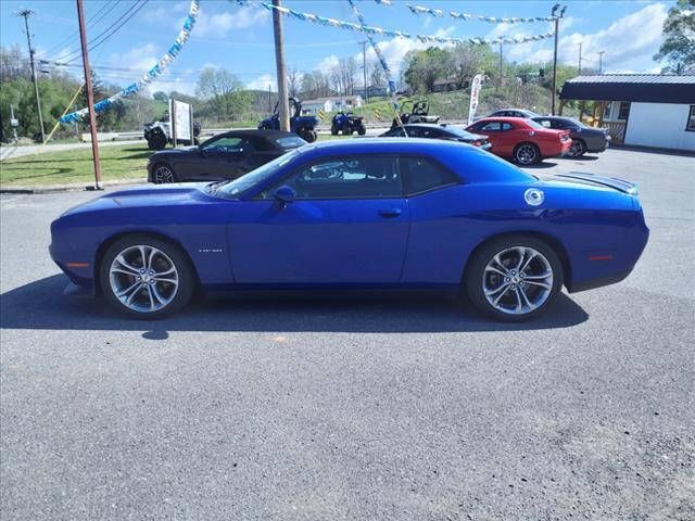 2022 Dodge Challenger for sale at Auto Energy in Lebanon, VA