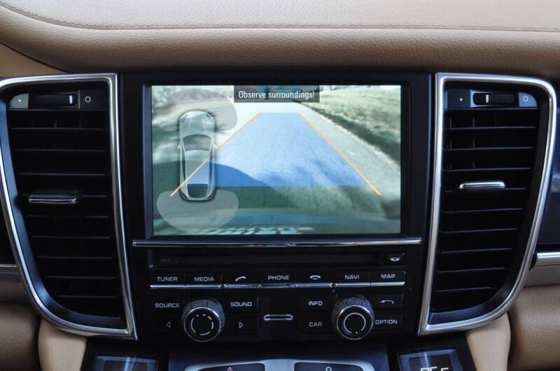 2012 Porsche Panamera