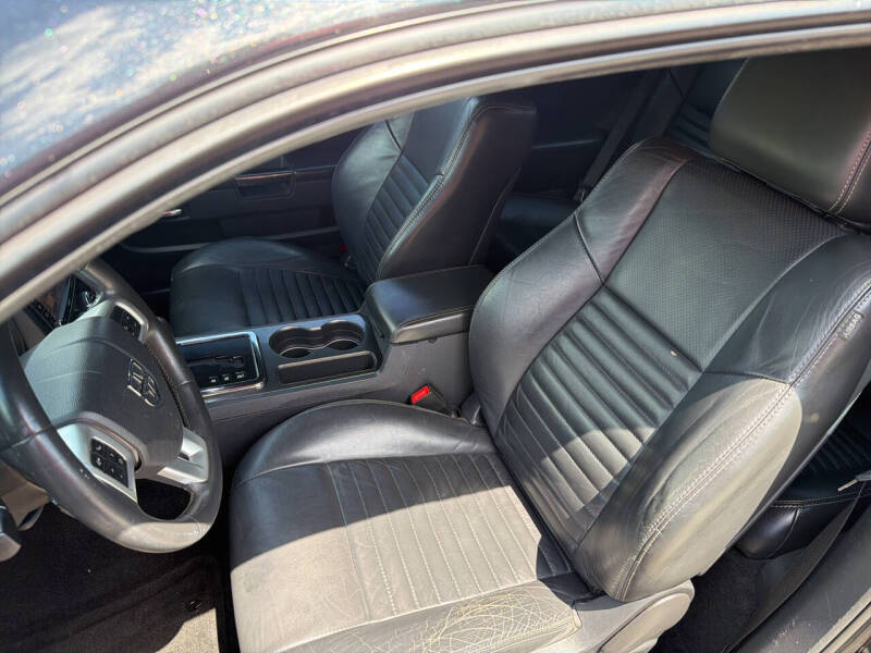2014 Dodge Challenger SXT