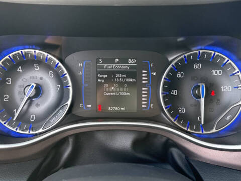 2023 Chrysler Voyager LX