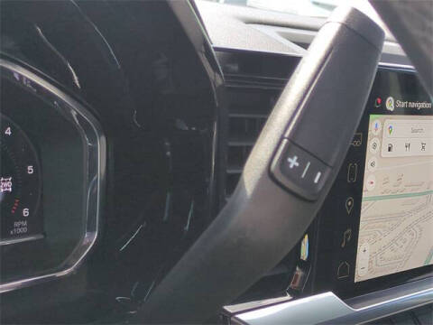 2025 GMC Sierra 1500 Elevation Standard