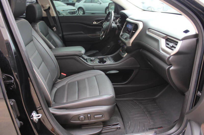 2020 GMC Acadia Denali