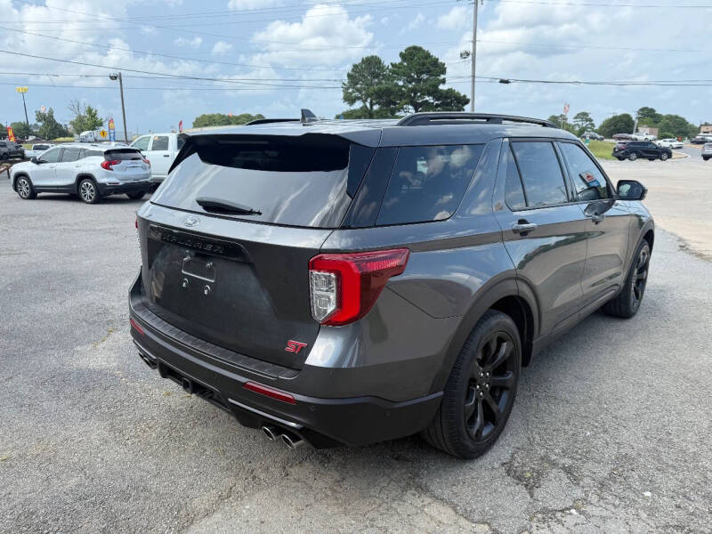 2020 Ford Explorer ST