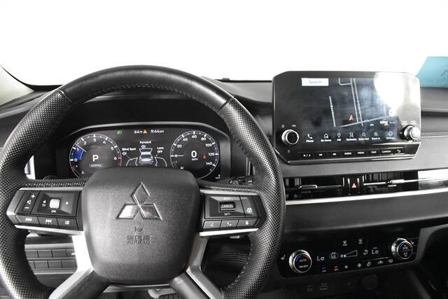 2023 Mitsubishi Outlander SEL