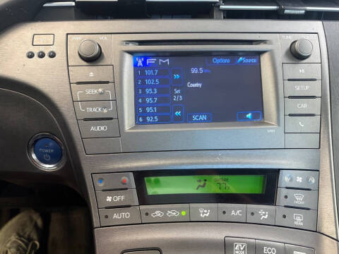 2014 Toyota Prius Two