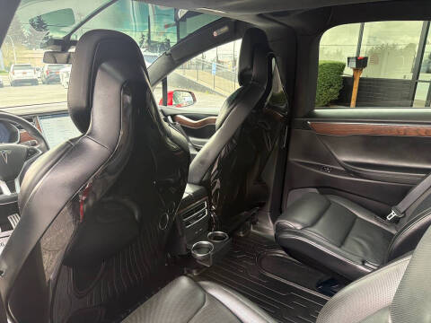 2016 Tesla Model X P90D