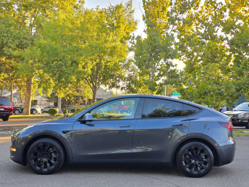 2020 Tesla Model Y Long Range